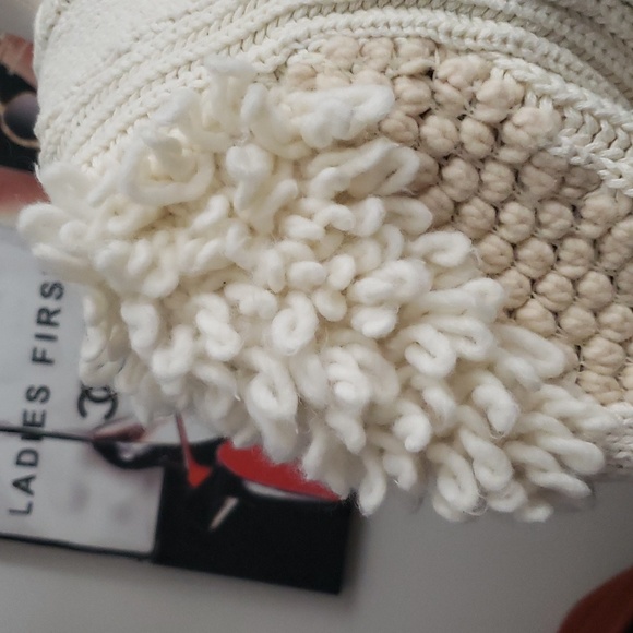 & Other Stories Chunky Cable Sweater Size XS - Picture 10 of 16